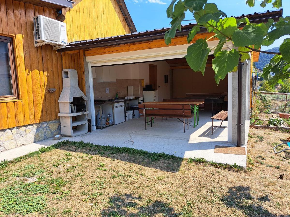 Glamping Hiske Petrin Hotel Tolmin Eksteriør billede