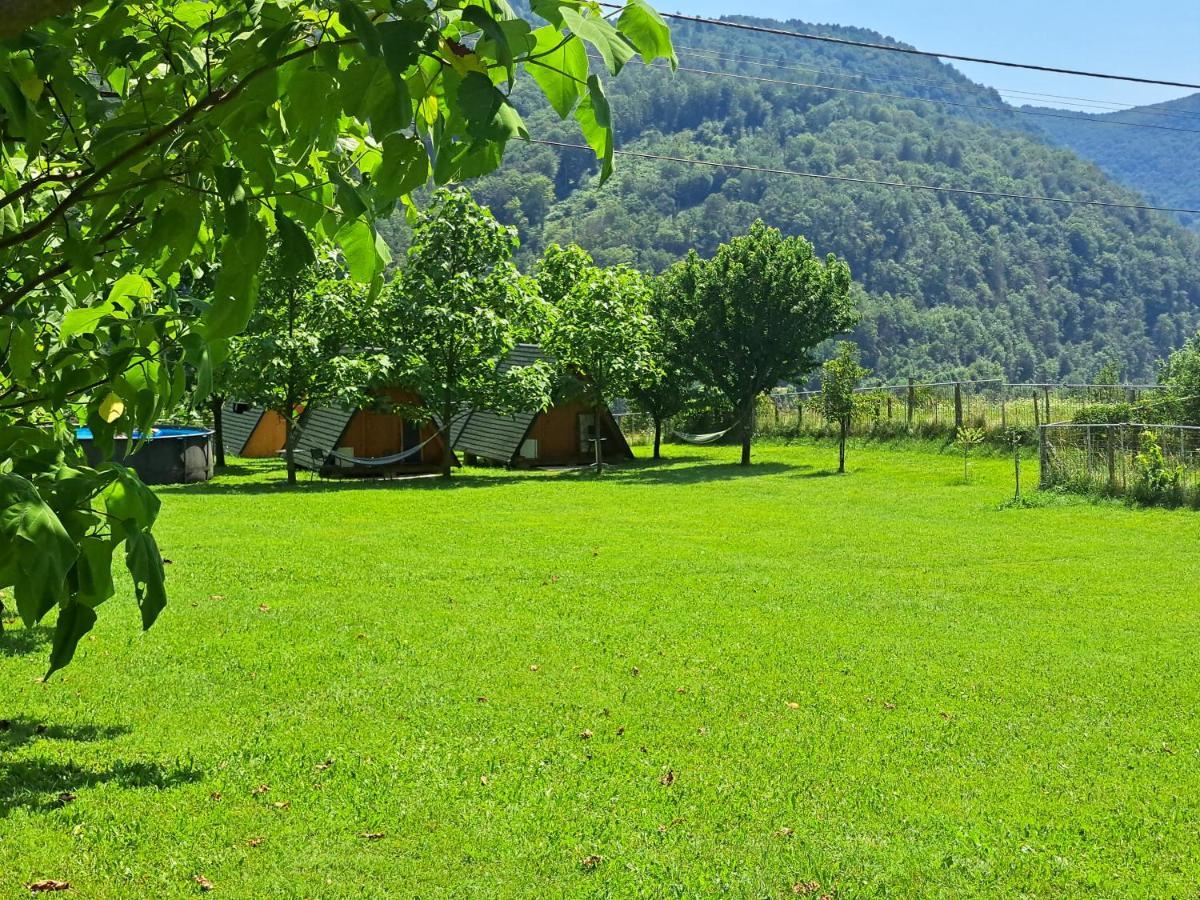 Glamping Hiske Petrin Hotel Tolmin Eksteriør billede